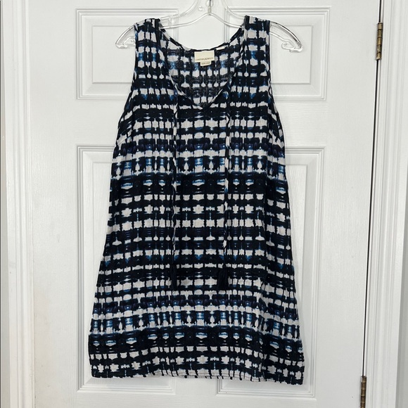 Cynthia Rowley Dresses & Skirts - 100% linen Cynthia Rowley Black and Blue Geometric Mini Dress